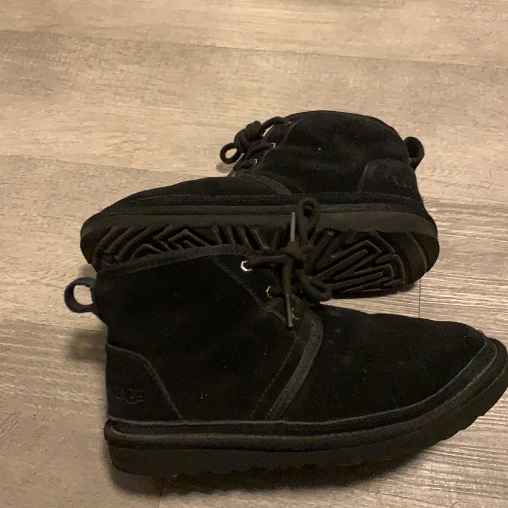 Ugg